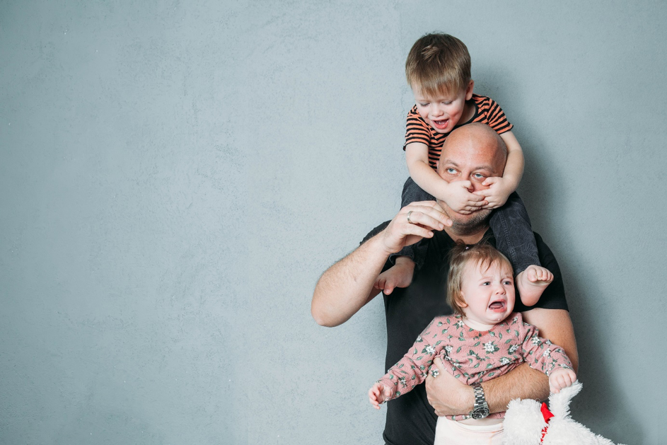 Parents débordés au bord de la crise de nerf